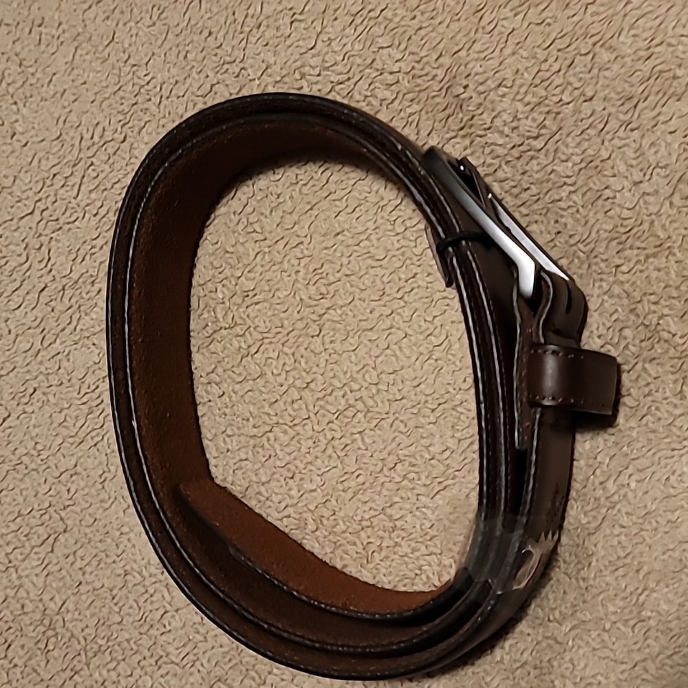 BNWOT DOCKERS Men's Belt - Picture 2 of 5
